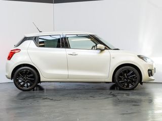 Voertuigafbeelding 5