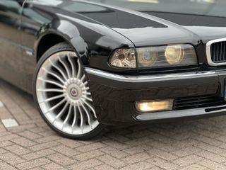 Voertuigafbeelding 7