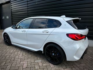 Voertuigafbeelding 43