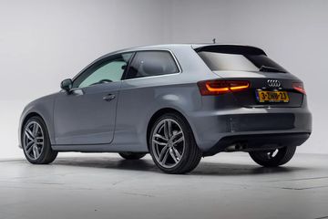 Voertuigafbeelding 2