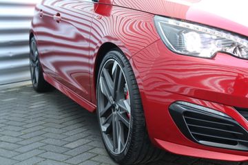 Voertuigafbeelding 14