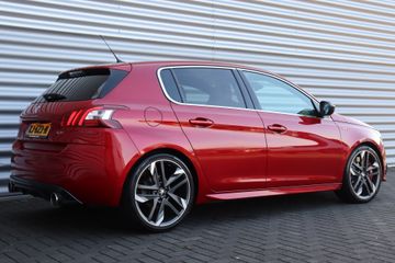 Voertuigafbeelding 6