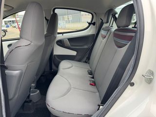 Voertuigafbeelding 12