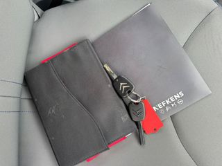 Voertuigafbeelding 21