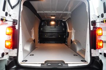 Voertuigafbeelding 8