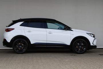 Voertuigafbeelding 3