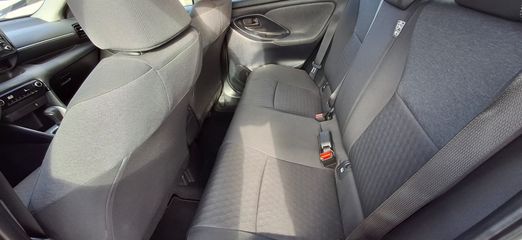 Voertuigafbeelding 12