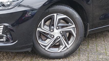 Voertuigafbeelding 6