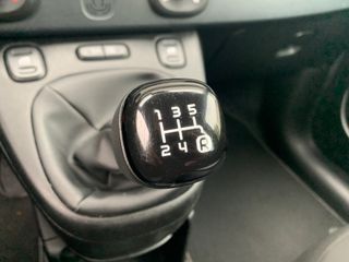 Voertuigafbeelding 16