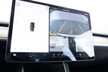 Voertuigafbeelding 12