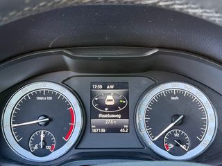 Voertuigafbeelding 19