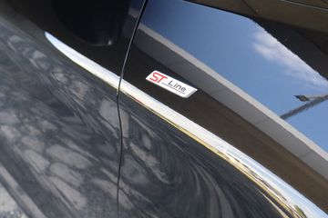 Voertuigafbeelding 9