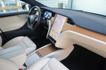 Voertuigafbeelding 10