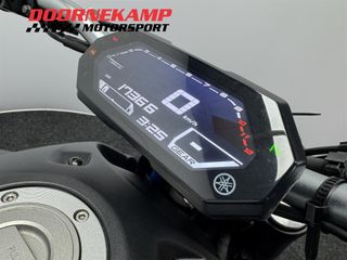 Voertuigafbeelding 16