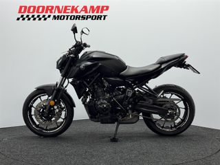 Voertuigafbeelding 8