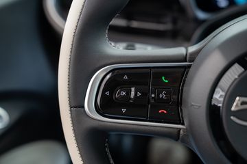 Voertuigafbeelding 17