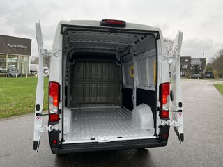 Voertuigafbeelding 5