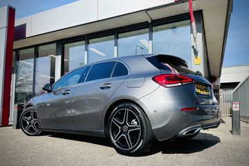 Voertuigafbeelding 8