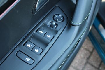 Voertuigafbeelding 23