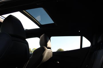 Voertuigafbeelding 9