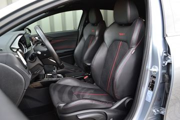 Voertuigafbeelding 7