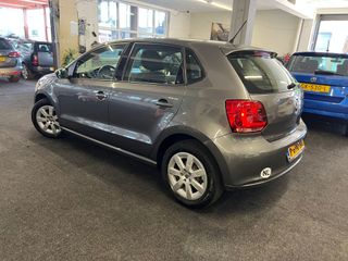 Voertuigafbeelding 6