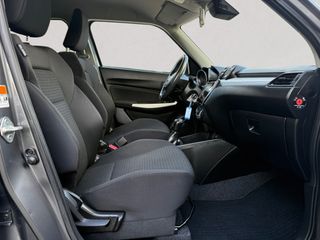 Voertuigafbeelding 13