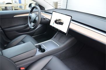 Voertuigafbeelding 10