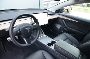 Voertuigafbeelding 9