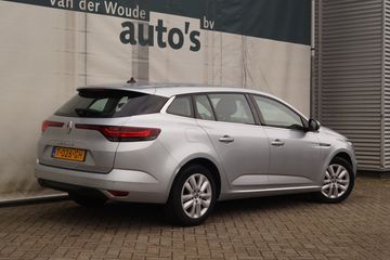 Voertuigafbeelding 4