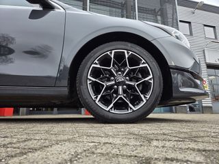 Voertuigafbeelding 9