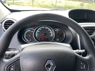 Voertuigafbeelding 8