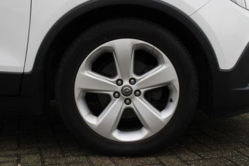 Voertuigafbeelding 6