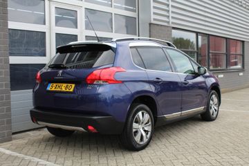 Voertuigafbeelding 4