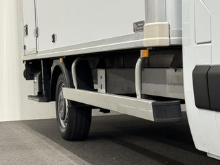 Voertuigafbeelding 12