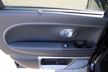 Voertuigafbeelding 35