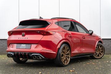 Voertuigafbeelding 3