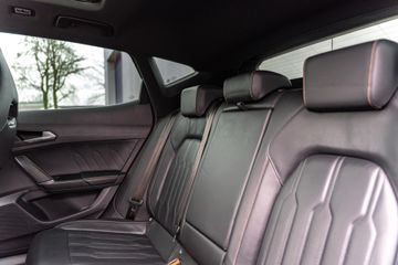 Voertuigafbeelding 35