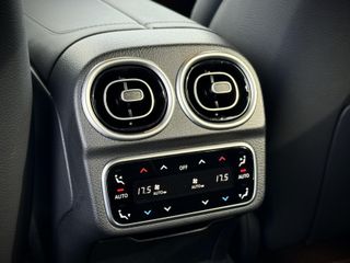 Voertuigafbeelding 48