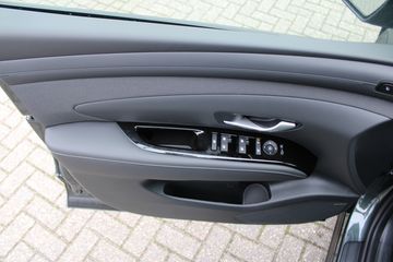 Voertuigafbeelding 7