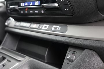 Voertuigafbeelding 26