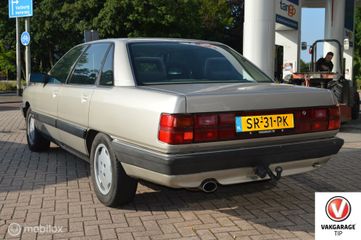 Voertuigafbeelding 3