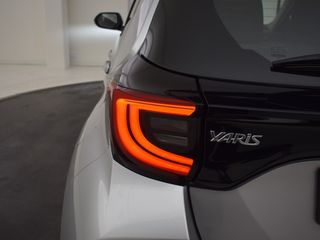 Voertuigafbeelding 12