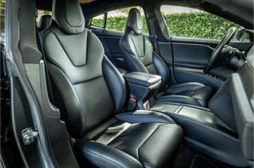 Voertuigafbeelding 10