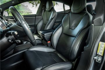 Voertuigafbeelding 5