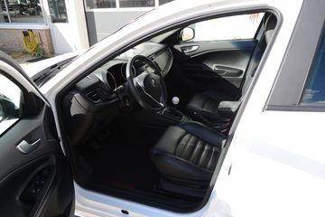 Voertuigafbeelding 9