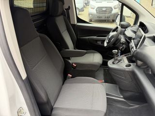 Voertuigafbeelding 31