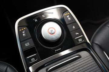 Voertuigafbeelding 12