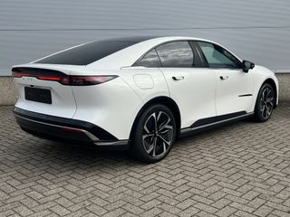 Voertuigafbeelding 3