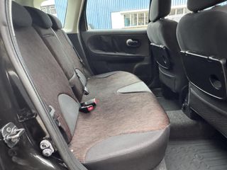 Voertuigafbeelding 24